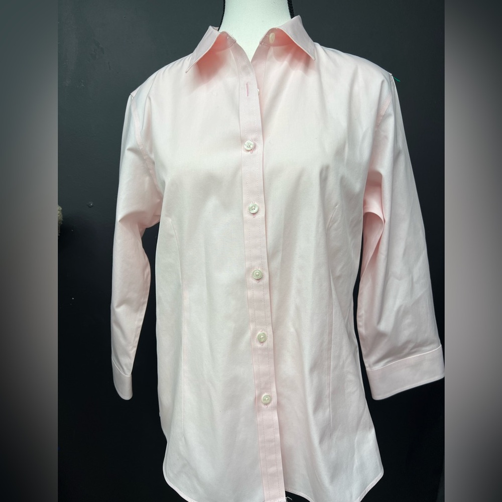 L.L. Bean women’s  Light Pink Button Down Shirt 100%cotton - Picture 6 of 6